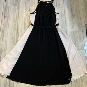 DLNYC black dress with white sides size 8